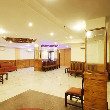 The Crest Inn Delhi (National Capital Territory of India) Exterior foto