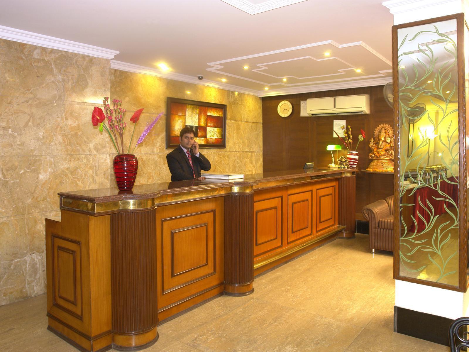 The Crest Inn Delhi (National Capital Territory of India) Exterior foto