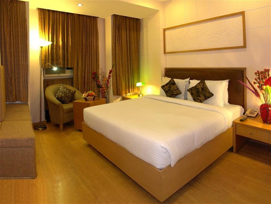 The Crest Inn Delhi (National Capital Territory of India) Exterior foto